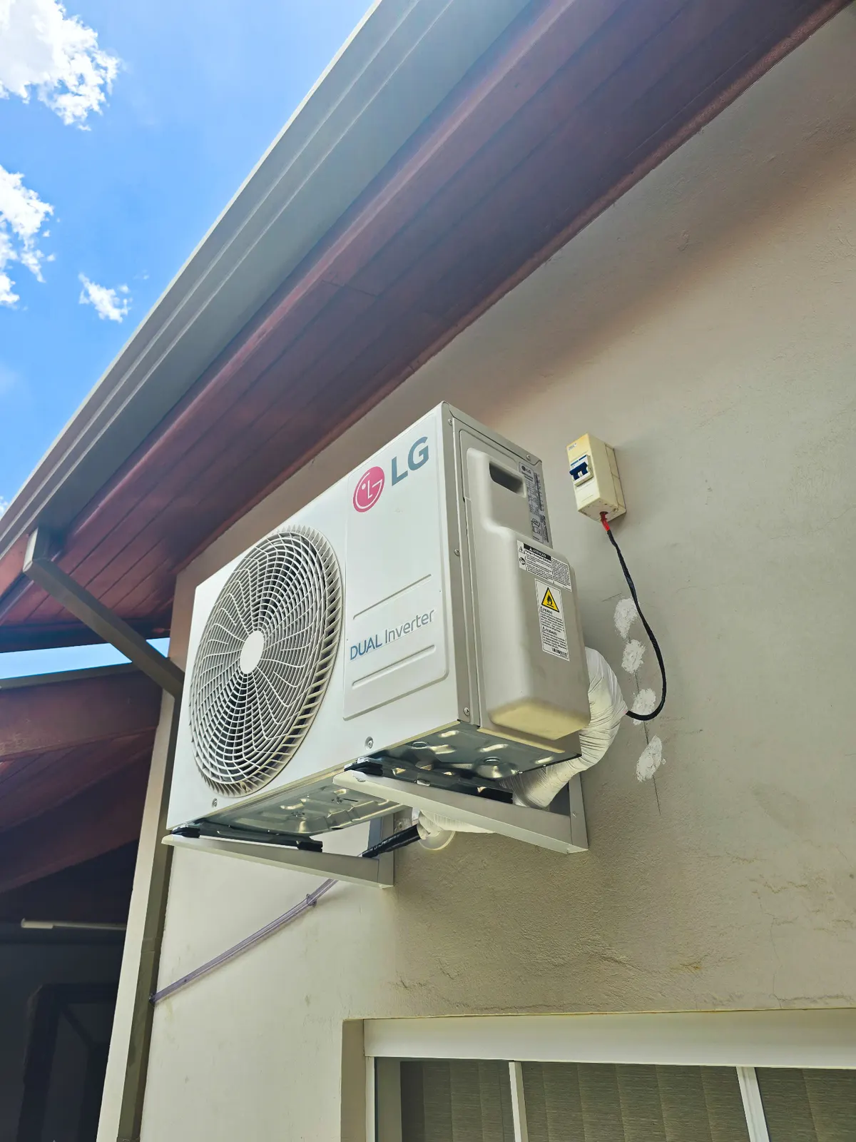 Manutenção de condensadora LG Dual Inverter em São Luís - MA